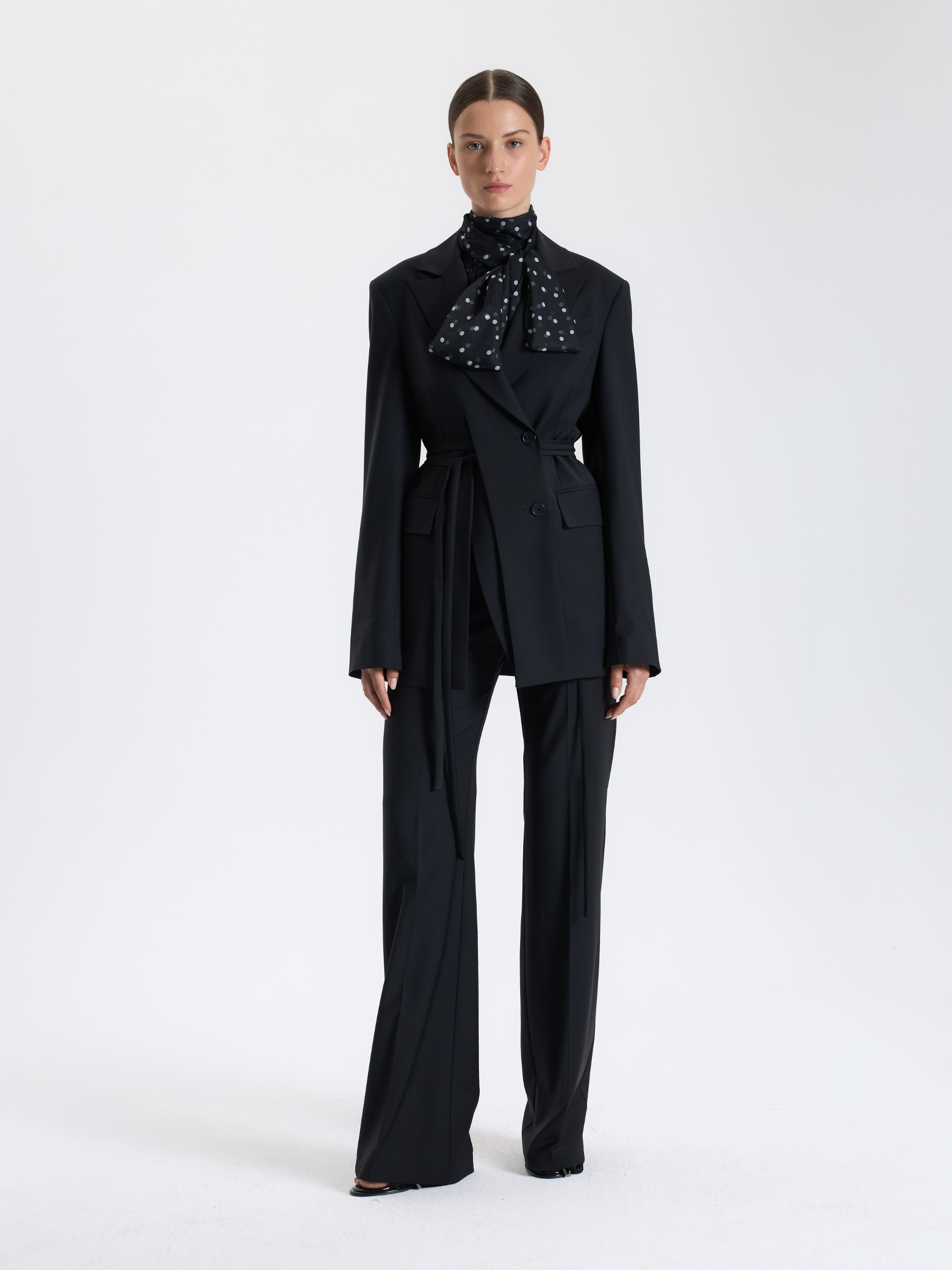 Siyah Minimal Blazer