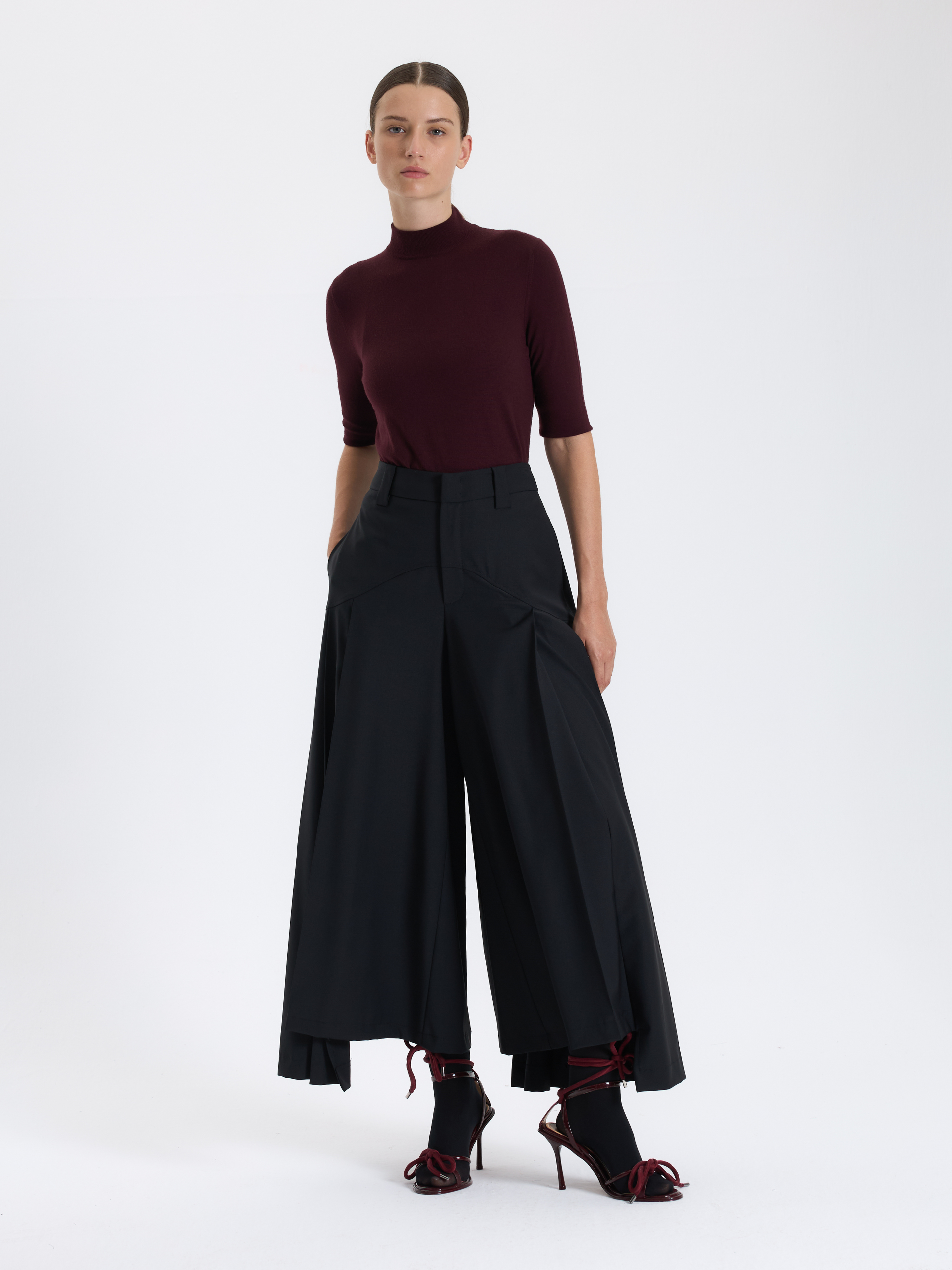 Siyah Bol Paça Pantolon